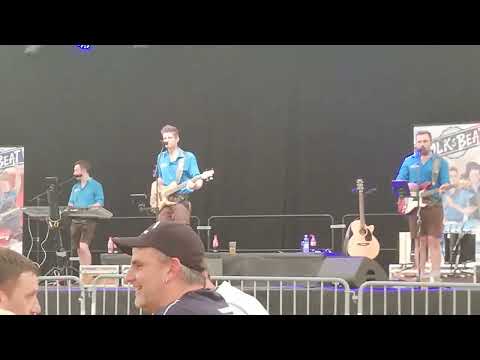 Volksbeat Ein Bett im Kornfeld Zell am Ziller am 8.6.2024