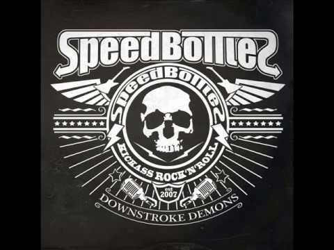download lagu mp3 mp4 Rock N Roll Beer, download lagu Rock N Roll Beer gratis, unduh video klip Rock N Roll Beer
