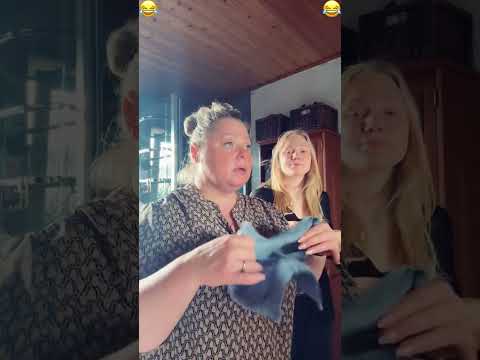 Mother daughter prank #funny #funnyprank #funnyvideo