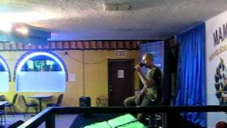 Si Tu No Estas Aqui de Sin Banderas por Hector Raphael