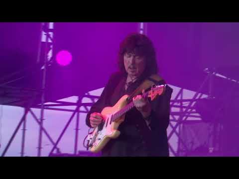 Ritchie Blackmore 's Rainbow - Mistreated Live 2019