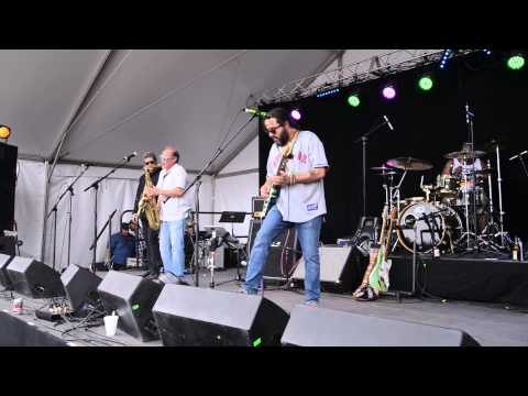 Billy Iuso & the Restless Natives -- Trippin' Over Dragons -- Paulie's Festival