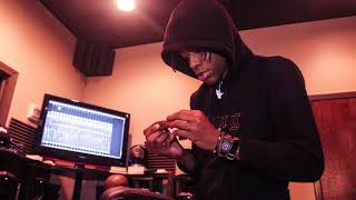 Mak Sauce & Yung Bans - Hobby [Prod]: CashMoneyAp