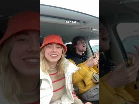 Unterhaltsame Autofahrt von Berlin bis Bayern mit bucci & HEL