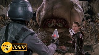 Download lagu Johnny Rico Saves Denise Richards from the Arachnid Ringleader /  Starship Troopers (1997) mp3
