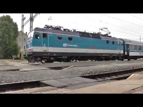 ČD 362.175 - Odjezd vlaku R 907 - Nezamyslice, 30.8.2014