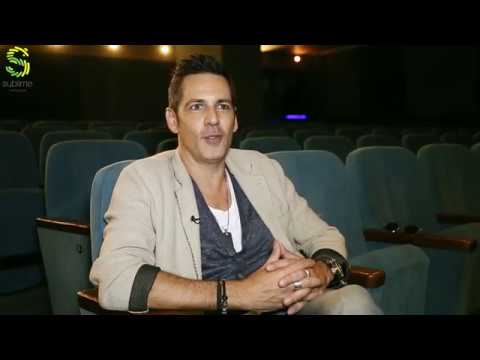 Ștefan Banică - "Mi-e dor sa vad Iris, Compact, Holograf"