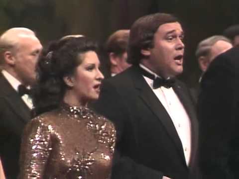 Met Centennial 1983 - L'italiana in Algeri - Finale act I