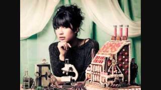 Emmy the Great  -  Iris