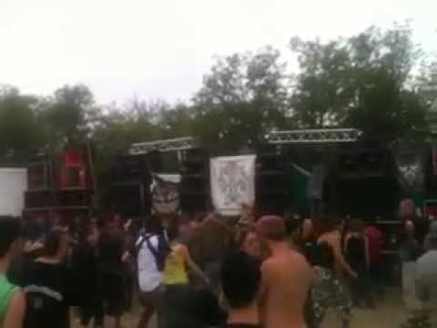 Penn-Ak LiveSet @ Massive Invasion With Analogik sound/Neurogamik/Hovertank/Funk Rebels/Klownz-Uanm