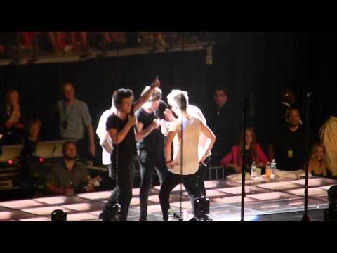 One Direction-Take Me Home Tour-Twerking-Miami,FL-06/14/13