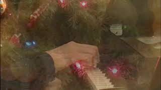 ミニピアノで『メリー・クリスマス　ミスターローレンス』