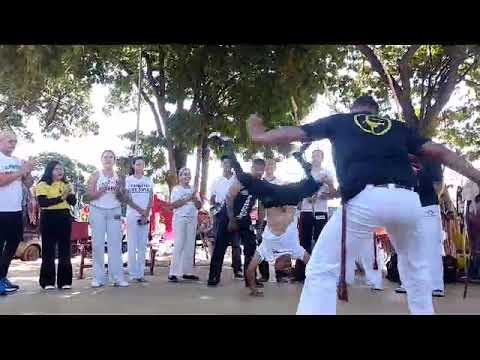 Roda projeto capoeira na Praça 11/06/2023