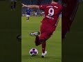 Lewandowski’s Rabona assist ✨