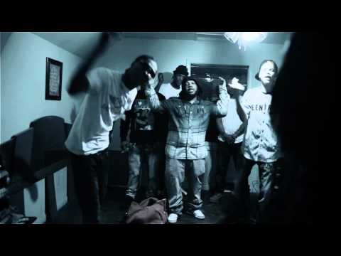 BandGang AJ x ShredGang Mone Feat. H4L Moe Moe - Play With Me (Official Music Video)