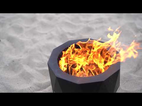 Blue Sky Outdoor Living Portable Pellet Fire Pit - Holiday 2019