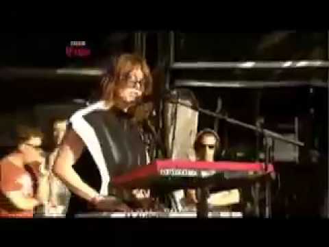 La Roux Glastonbury 2010 - Fascination/ In For The Kill