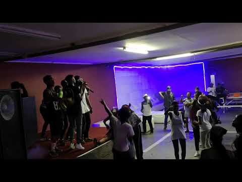 Decker Dee's killer perfomance