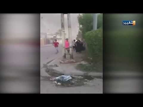شاهد بالفيديو.. تطاير القذائف على الاحياء السكنية المحاذية لمعسكر