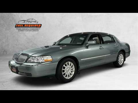 2006 Lincoln Town Car (CC-2072152) for sale in McDonald, Pennsylvania