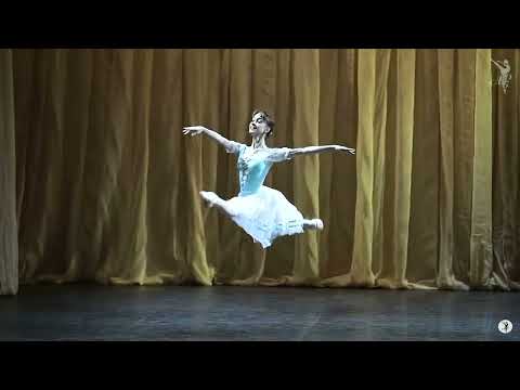 Maria Shevela (Age 17) - Giselle Peasant Pas Variation (Vaganova Academy)