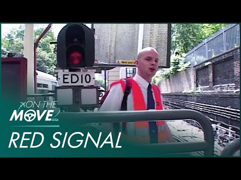 Train Driver Runs A Red Signal | The Tube | On The Move