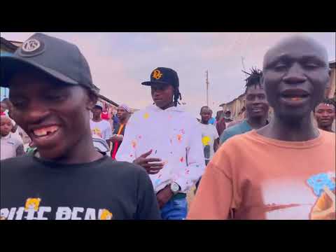 Stivo simple boy surprised cartoon47 on his pre-tour in mathare.
