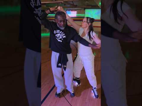 YahKōv & Kels 👏💪🏾👏‼️ #skatetherapy #stlballroom #slowskate #partnerskate #skatelife #riedellroller