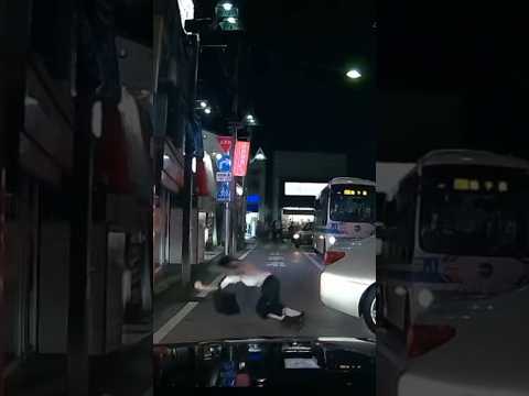 「犯罪現場: 第三の皮膚」: ベルリンの犯罪映画に登場するホームレスの人々は誰ですか?