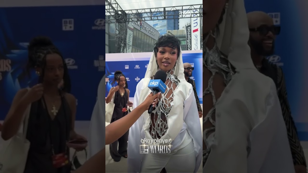 In the club ?! #DessDior had us cracking up on the #BETAwards red carpet 😅 #trending
