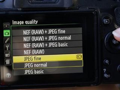 CNET How To - Basic SLR set up tips for beginners