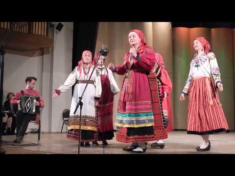 RUSSIAN TRADITIONAL SINGING AND DANCING - "Chastushki" (ACCORDION)