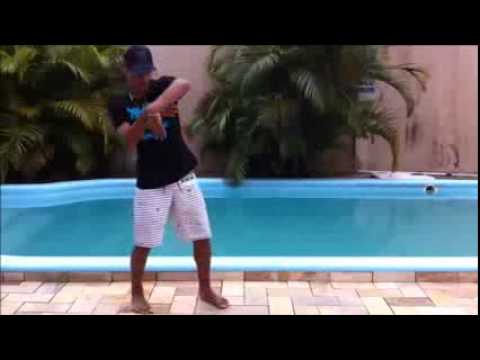 Mc Dadinho   LANÇA O PASSINHO DO ROMANO ♫  Bruuh Mascotinho