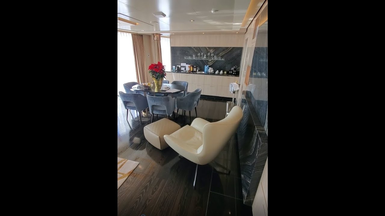 Norwegian Bliss - Cabin 18700 - Video 11