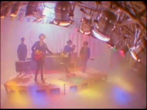 Video thumbnail for Sidewalking