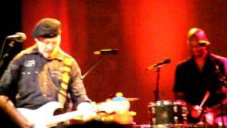 Richard Thompson 2010-10.15 - Variety Playhouse - Atlanta, Ga. - Bad Again (Solos Clip)
