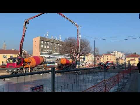 Cantiere delle stazioni a Varese: i lavori in piazzale Trieste