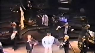 The Lady's Paying - Elaine Paige & John Barrowman (1995)