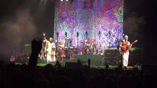 Crystal Fighters - Lay Low - live in Barcelona 07.12.2016