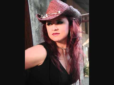 Shelly lares- Mil besos