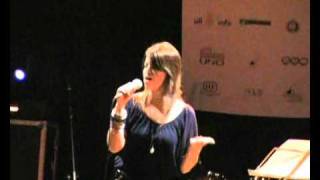 Valeria Crescenzi canta 