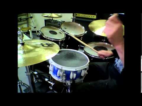 Drum Lesson 230 : Funky Triplet Linear Groove