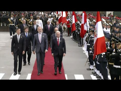 Video Thumbnail: Foreign leaders arrive at Peru's Congress for Fujimori's inauguration | AFP
