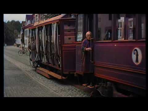 Schweizer Filmwochenschau 1941: Die Basler Strassenbahnen und ihre neuen Hochzeitswagen (coloriert)