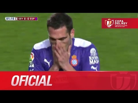 Lanzamiento de falta de Arbilla a la cruceta