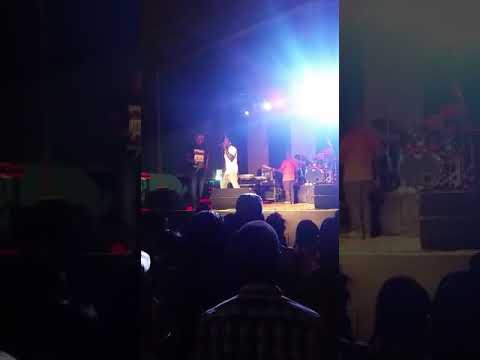 Lyrics B & Mozis B Live Alkaline