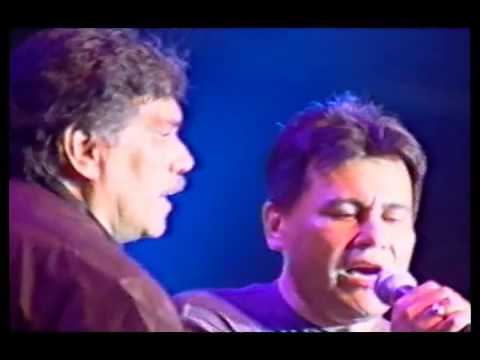 Los Guaraguao ofrenda a los caidos Tributo a El salvador