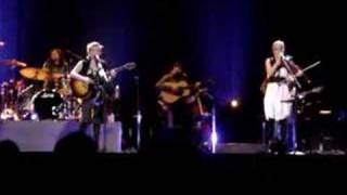 Dixie Chicks: Taking the long way