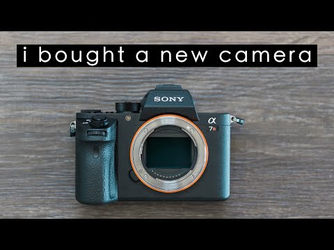 Why I bought a 5-year old Full Frame camera (Sony A7Rii in 2020)