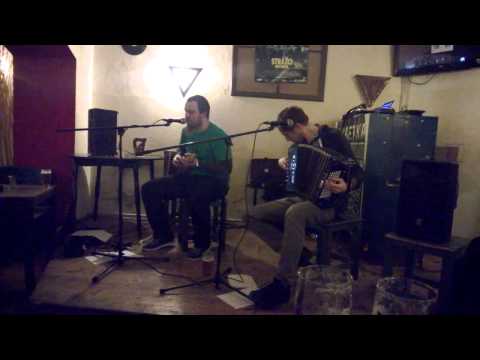 Red George and Ukulele Jack - Sněhulvát